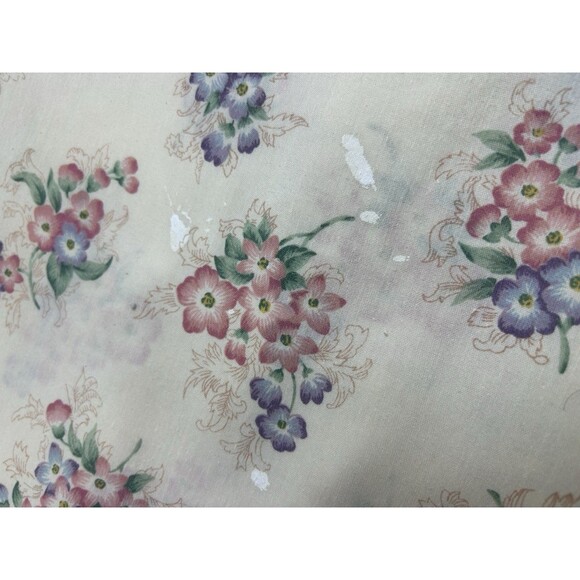 Lot Of 2 Vintage Bed Sheets Shabby Floral Poly Cotton Crafting Quilt Fabric READ - Picture 6 of 6